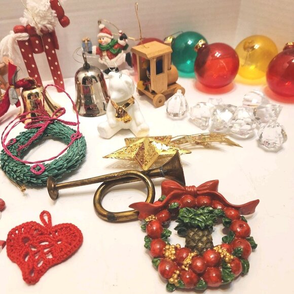 Large Lot Of Christmas Ornaments SOME Vintage, Glass Balls Variety  READ - Picture 6 of 8